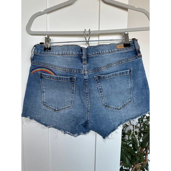 Women's Blank NYC The Astor Cut Off Embroidered Jean Shorts, Size 28 - Picture 2 of 7
